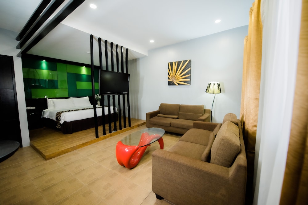 Room, 1 King Bed photo 2