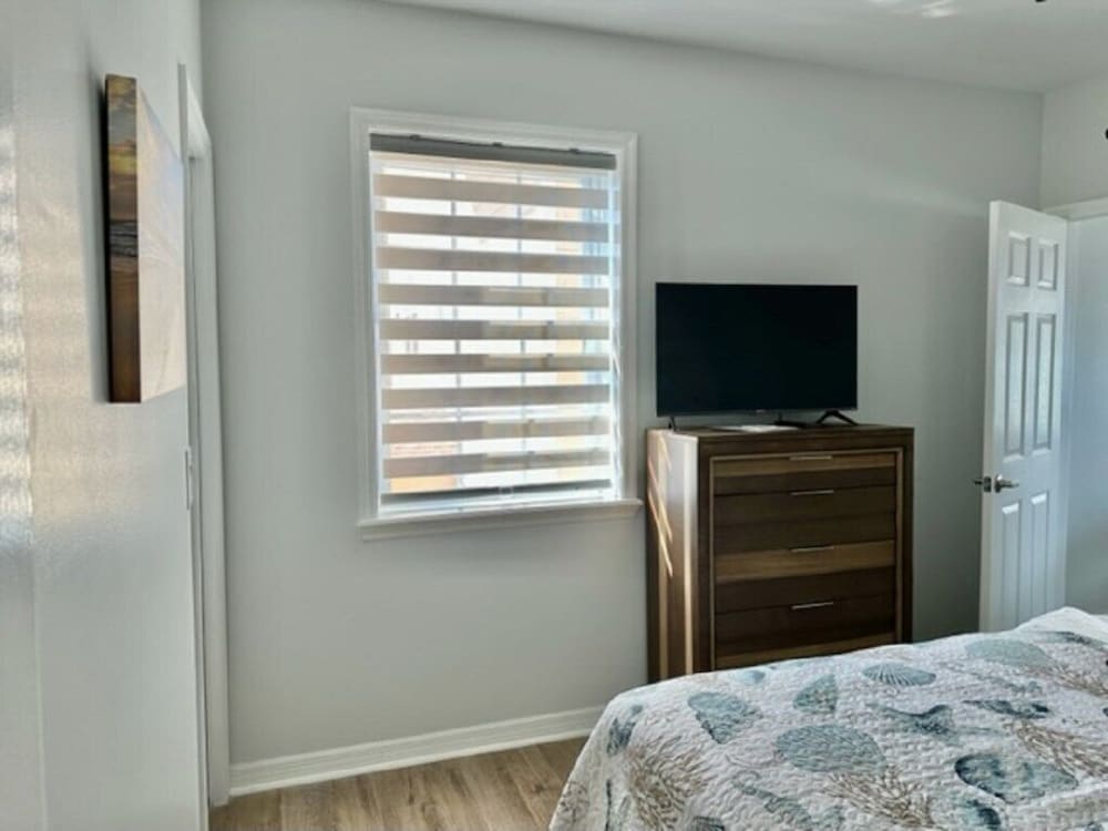 House, Multiple Beds, Kitchen photo 2