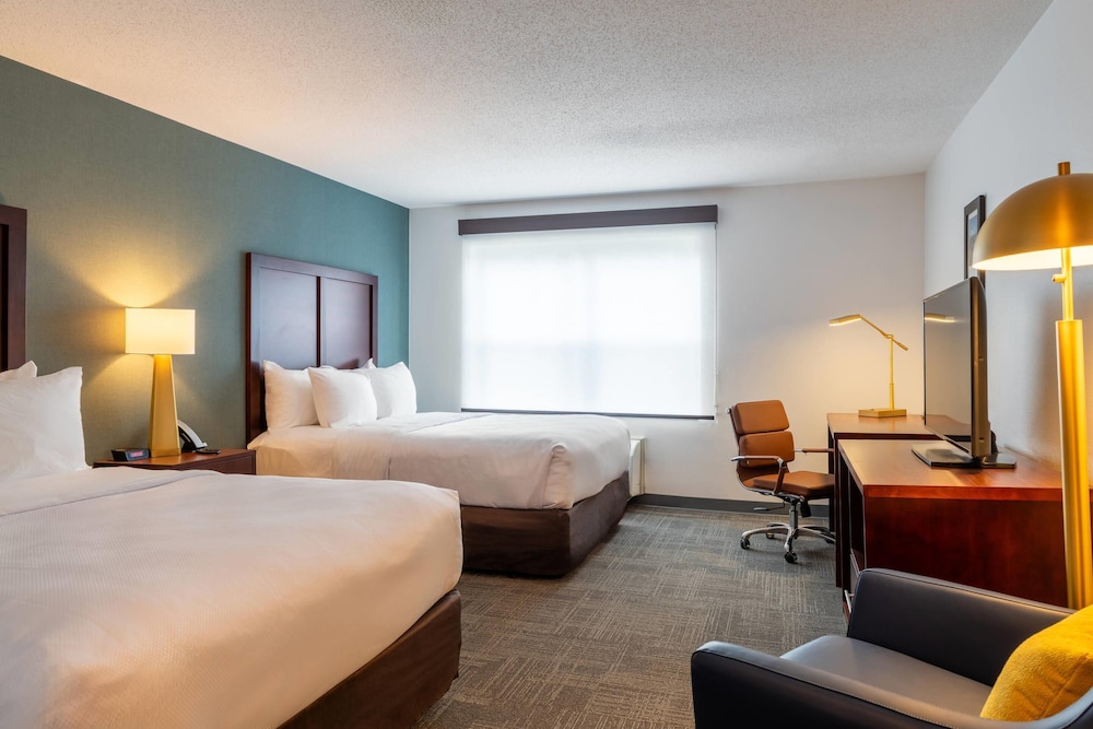 Efficiency, Room, 2 Queen Beds, Non Smoking, Kitchenette - Photo 1