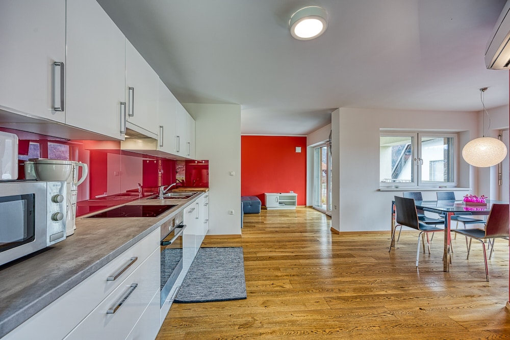 Family Apartment, 2 Bedrooms, Mountainside (Wellness Suite Orchid) photo 2