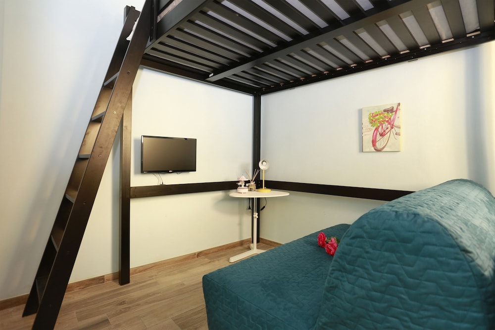 Basic Single Room