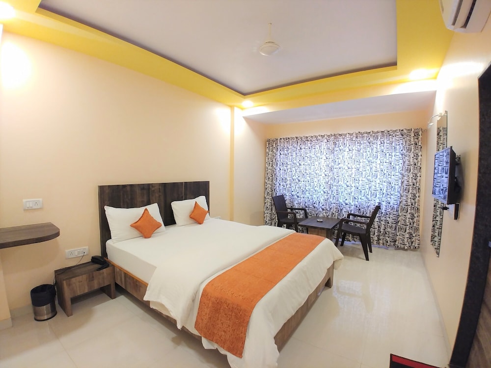 Deluxe Room, City View photo 3