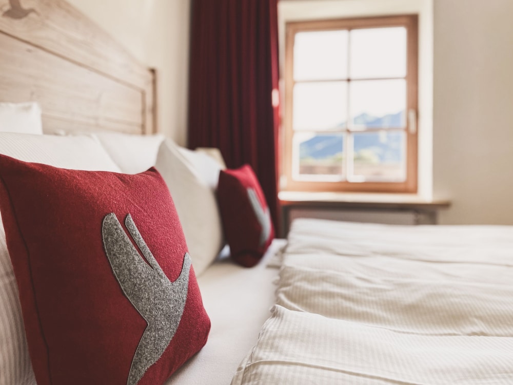 Comfort Double Room (Hof) Comfort Double Room (Hof)