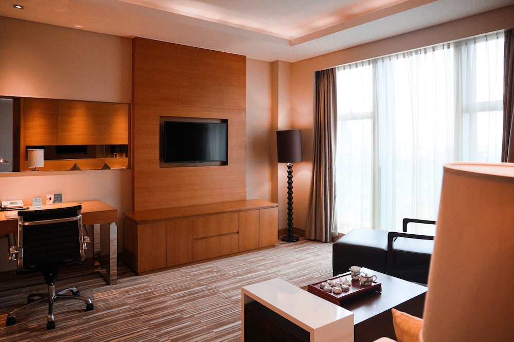 Suite, 1 King Bed