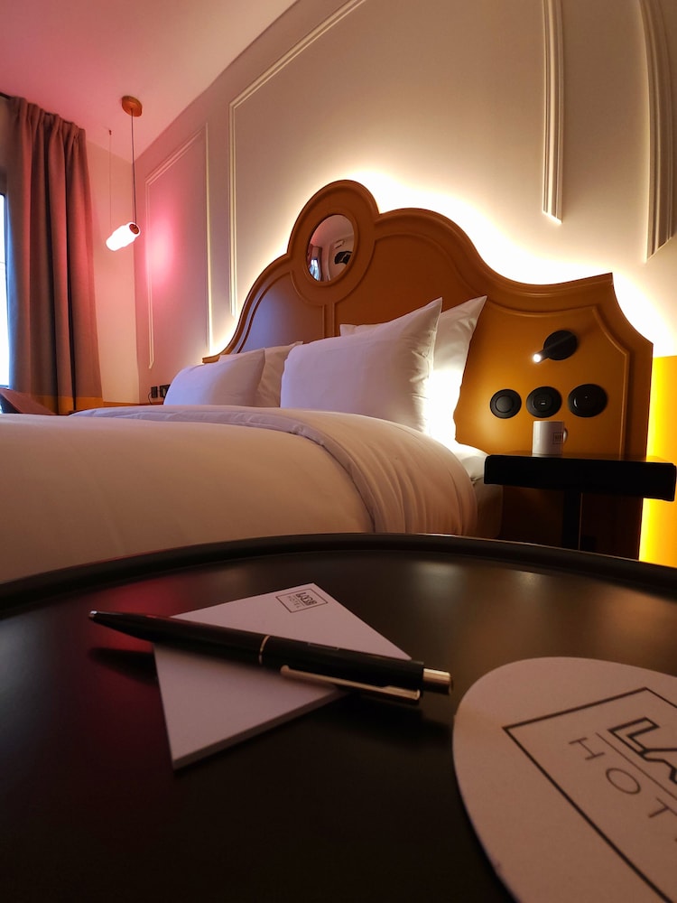 Standard Double Room - Photo 3