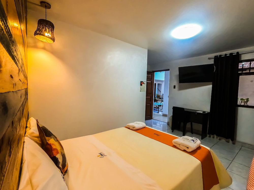 Romantic Room, 1 Queen Bed, Private Bathroom