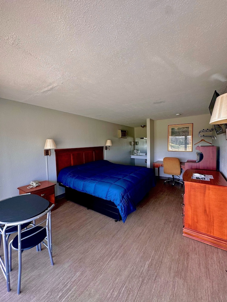 Rodeway Inn Church Hill - Tri Cities Area, Photo 3
