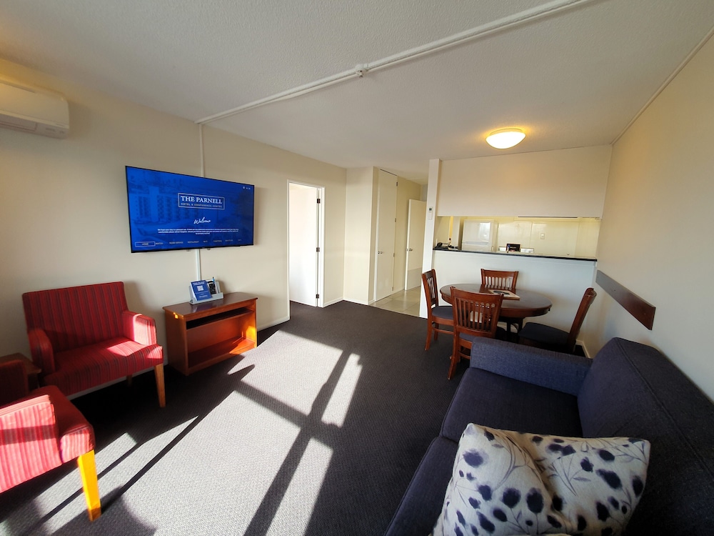 Two Bedroom Apartment with Full Facilities and Balcony - Photo 3