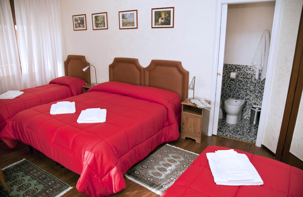 Superior Room, Ensuite
