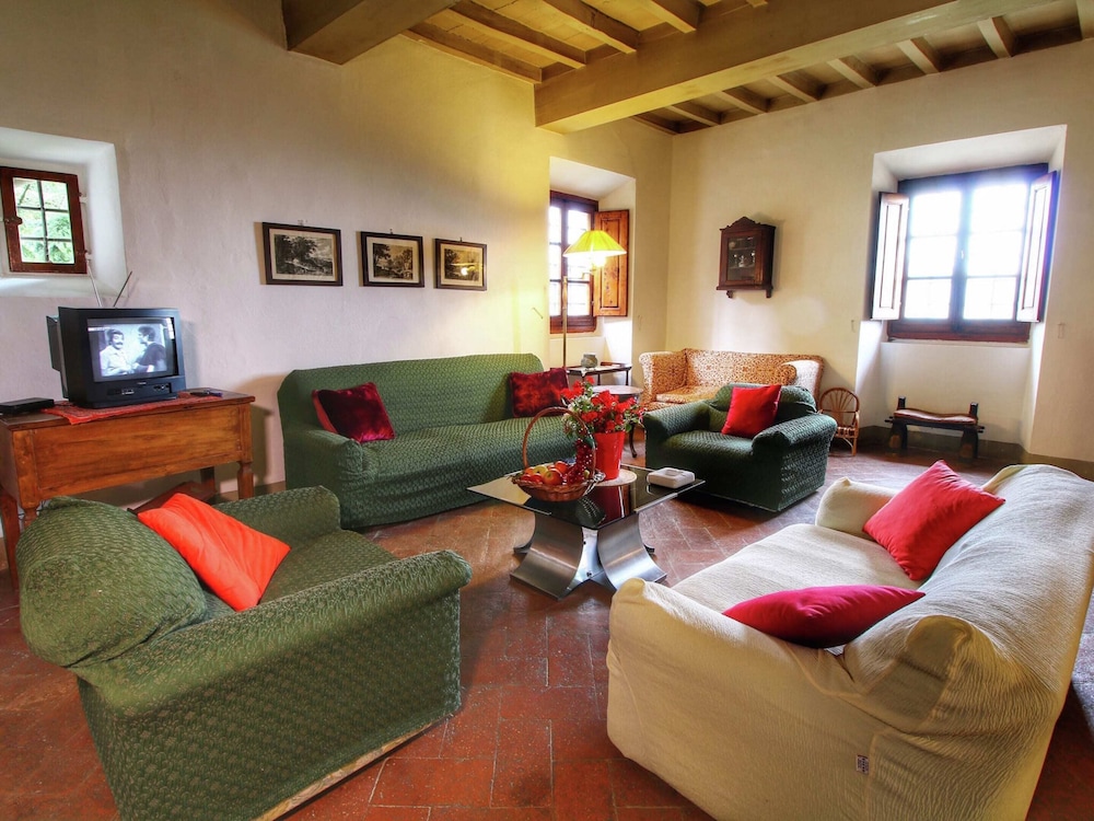 Deluxe House, 2 Bedrooms photo 3