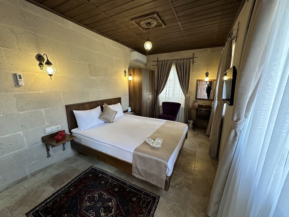 Economy Room - Photo 5