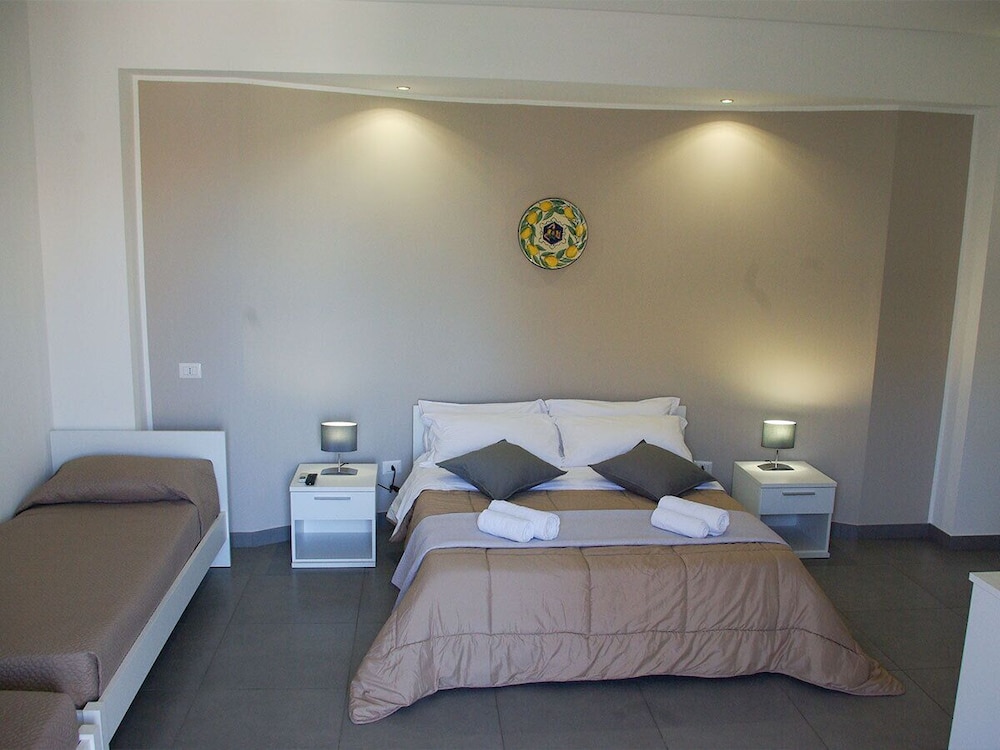 Room (Agrumi di Sicilia ) photo 1