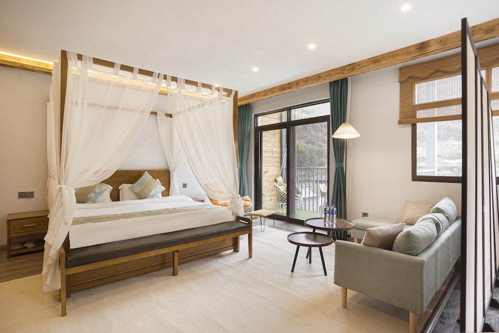 Luxury Double Room, Mountain View