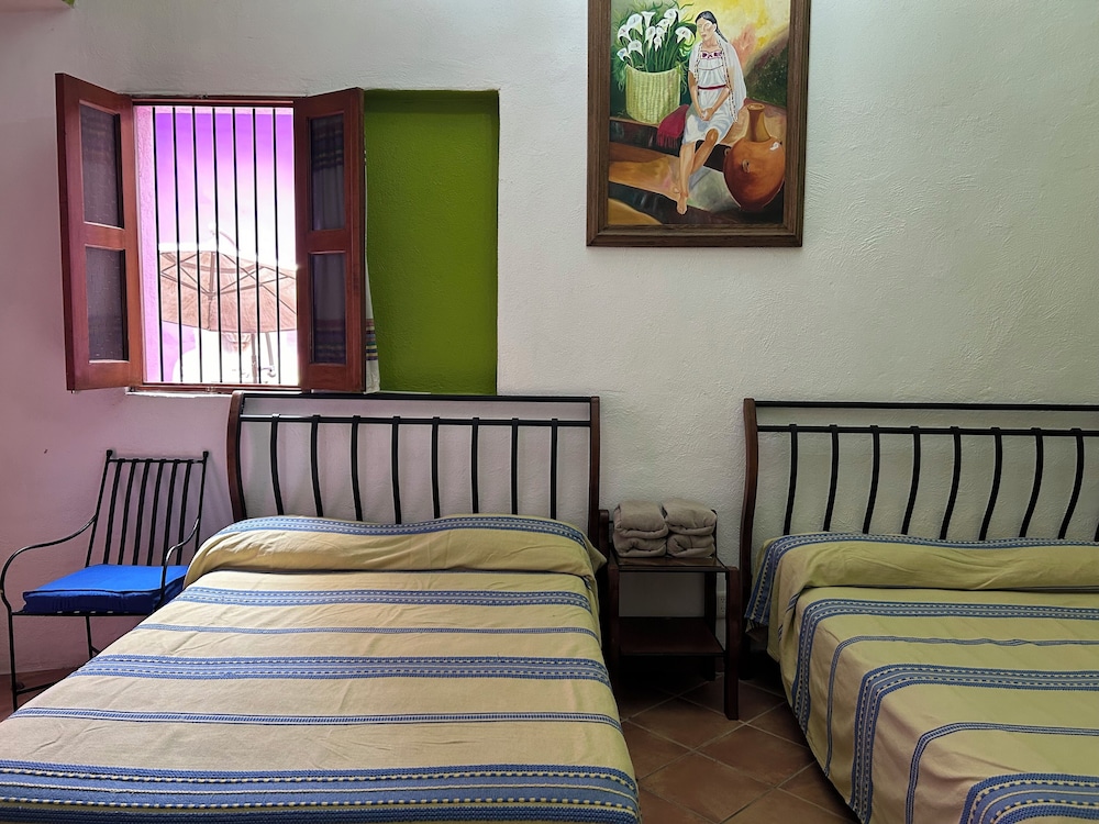 Economy Room, 2 Double Beds photo 3