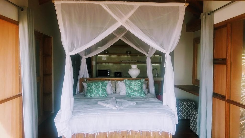 Beach Honeymoon Cottage photo 1