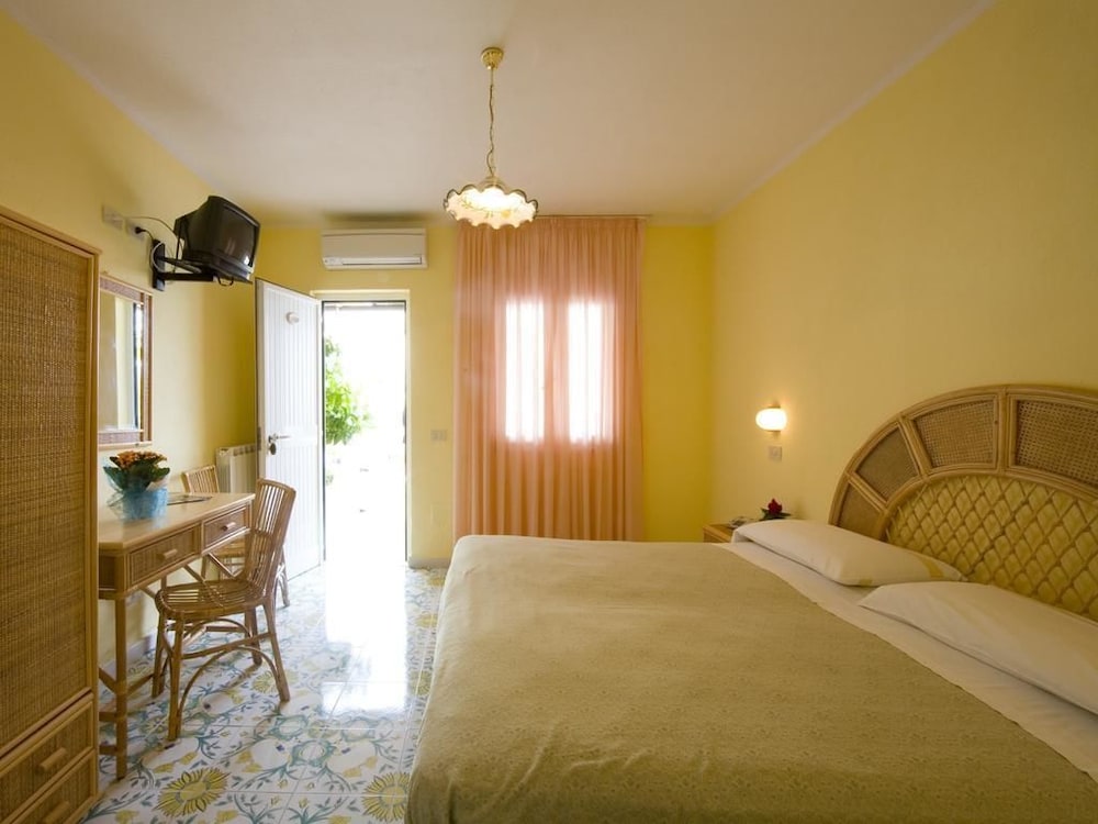 Superior Double Room photo 2