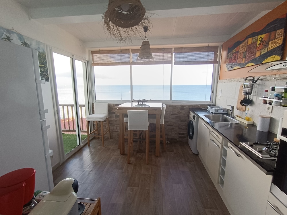 Panoramic Suite, Balcony, Sea View photo 2