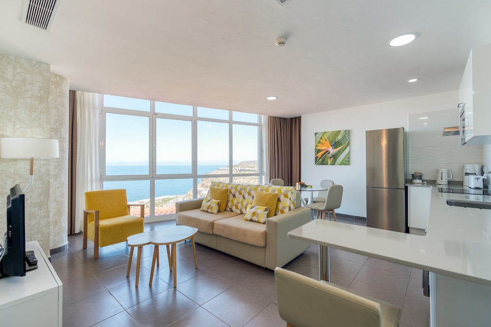 Economy Studio, 1 Double Bed with Sofa bed, Sea View, photo 6