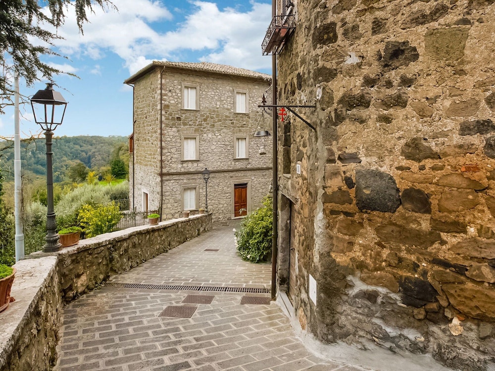 Villa photo 1