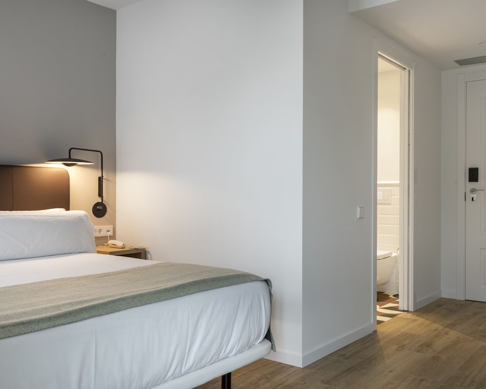 Premium Triple Room