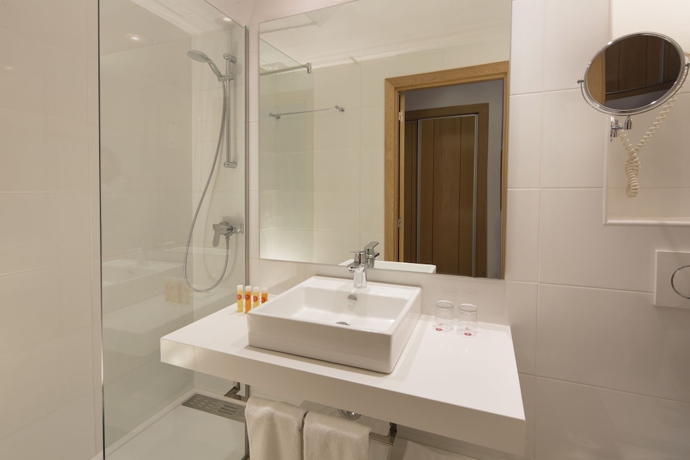 Double Room, Balcony - Photo 4