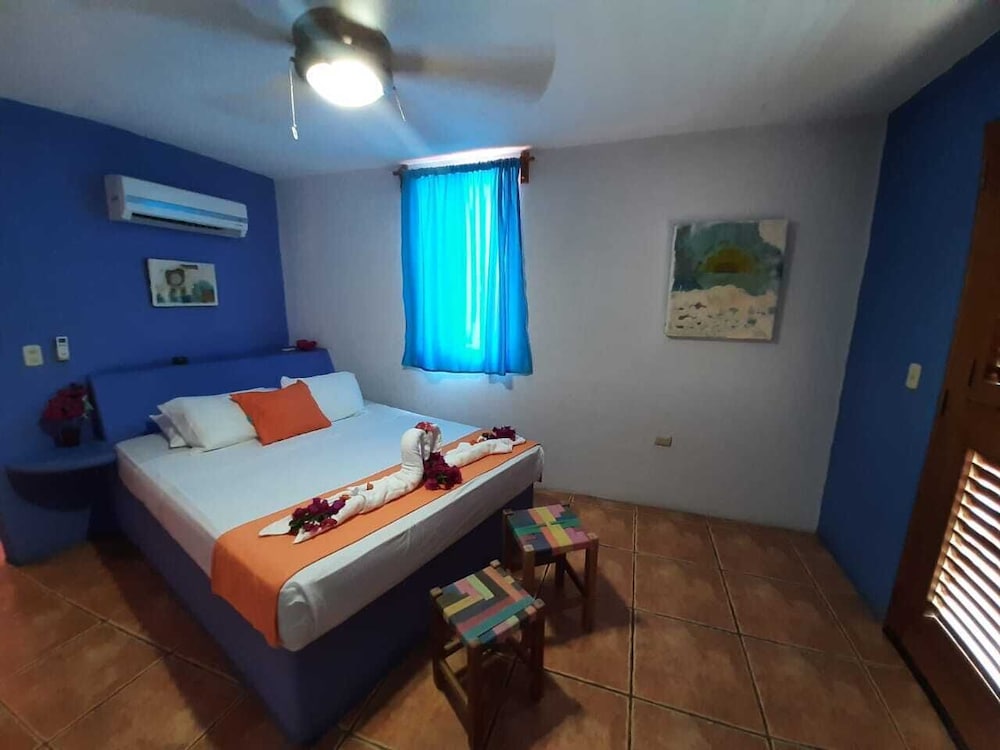Superior Double Room, 1 Queen Bed, Balcony, Tower photo 3