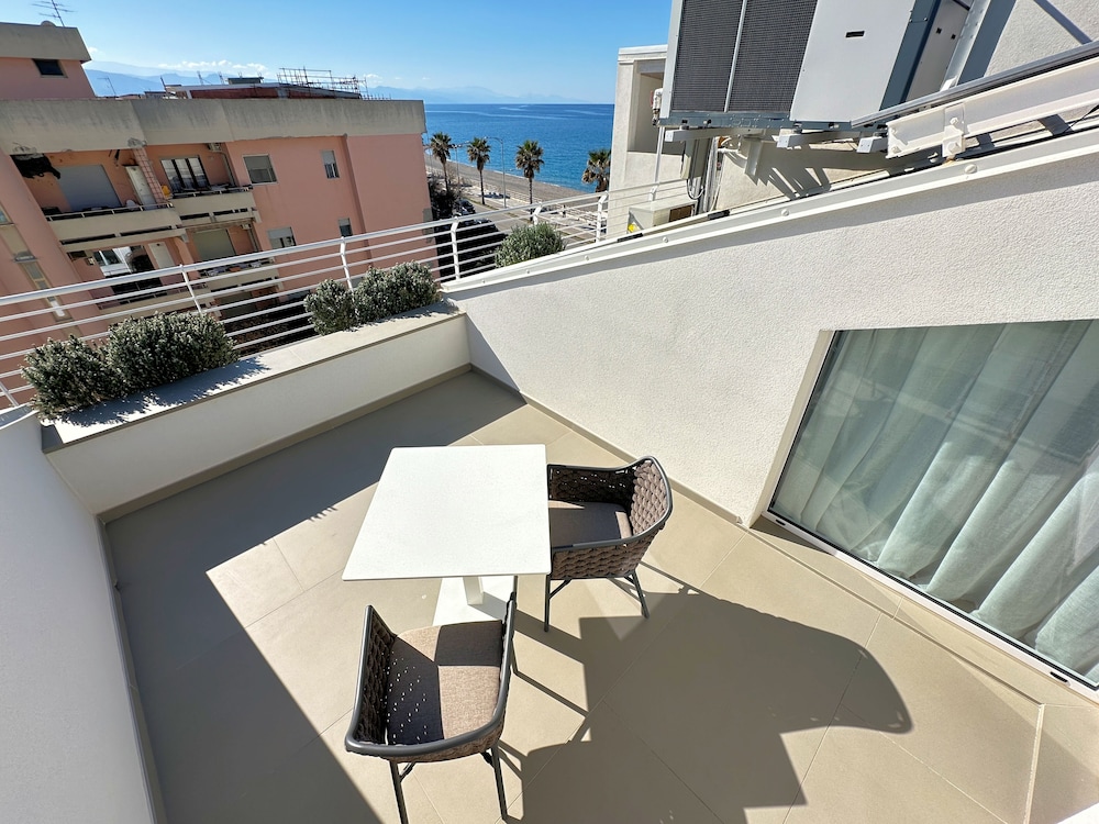 City Room, 1 Double Bed, Terrace, City View