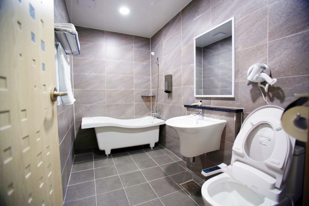Deluxe Double Room, Sea View - Photo 7