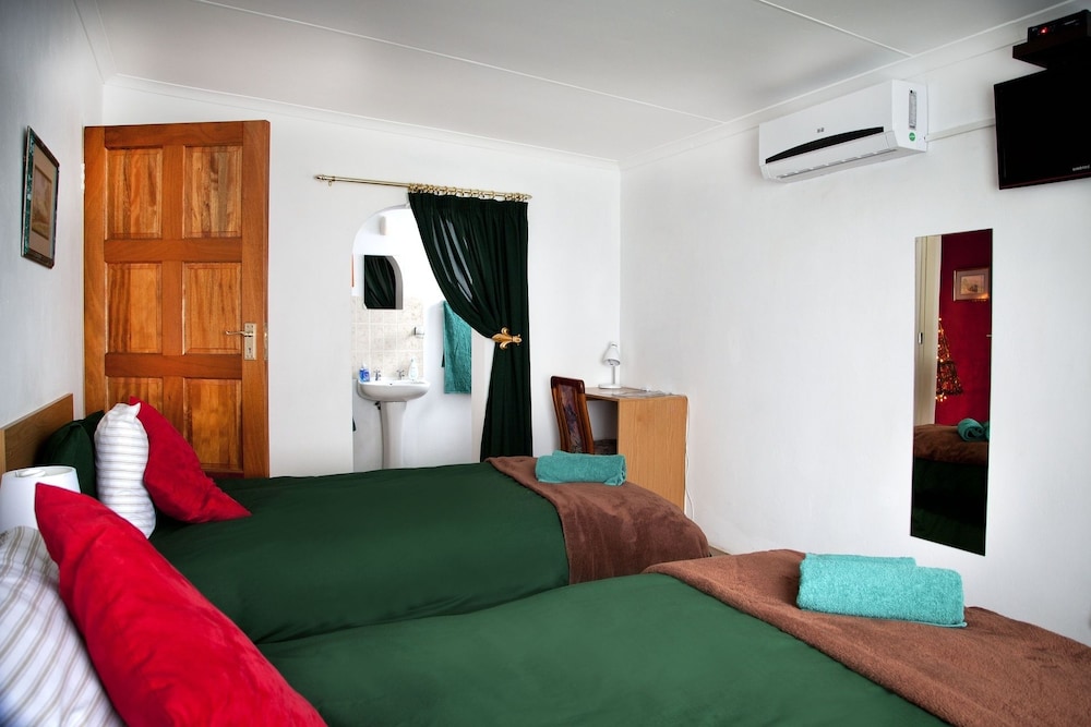 Standard Double Room (Standard Room 1) - Photo 3