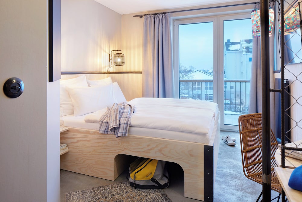 Comfort Room, Balcony, Resort View
