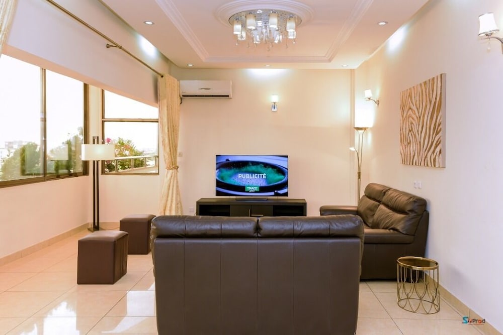 Elite Duplex photo 1