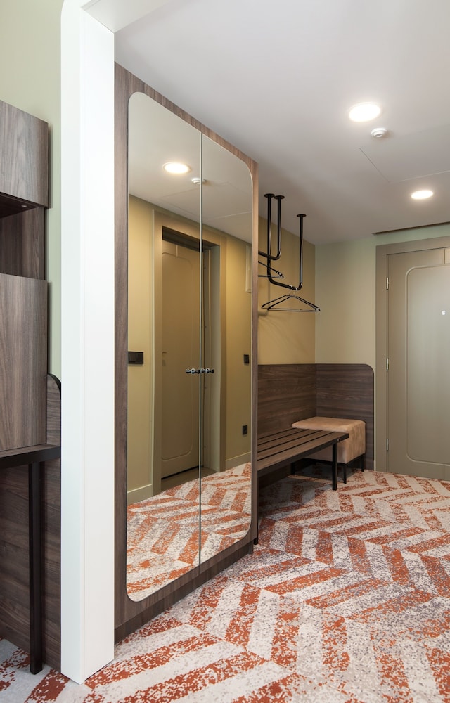 Suite - Photo 5