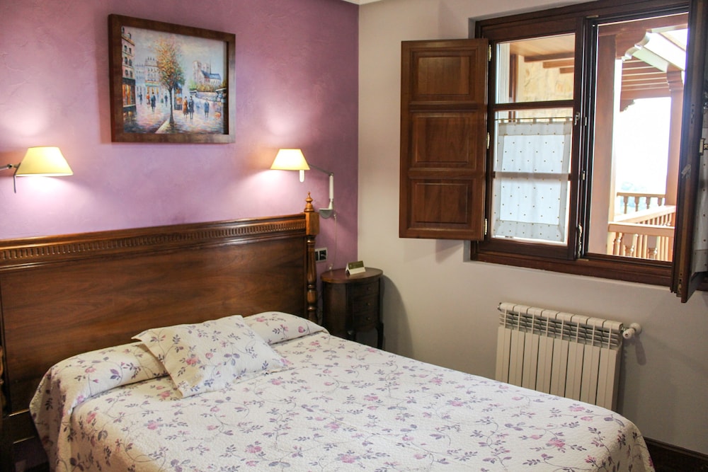 Classic Double or Twin Room, Garden View photo 3
