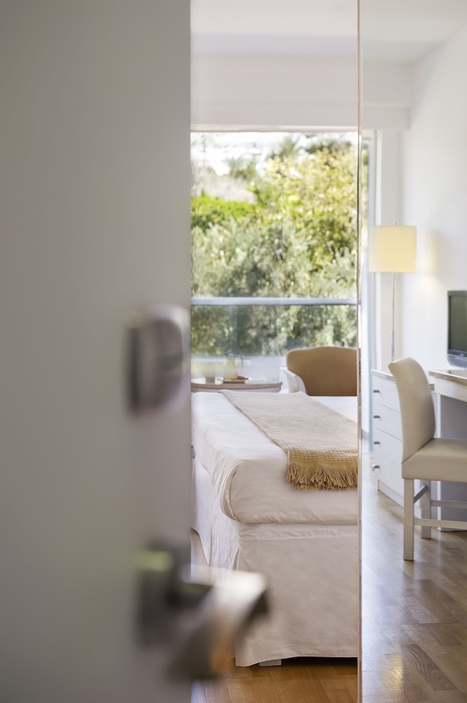 Standard Room (Inland View) - Photo 3