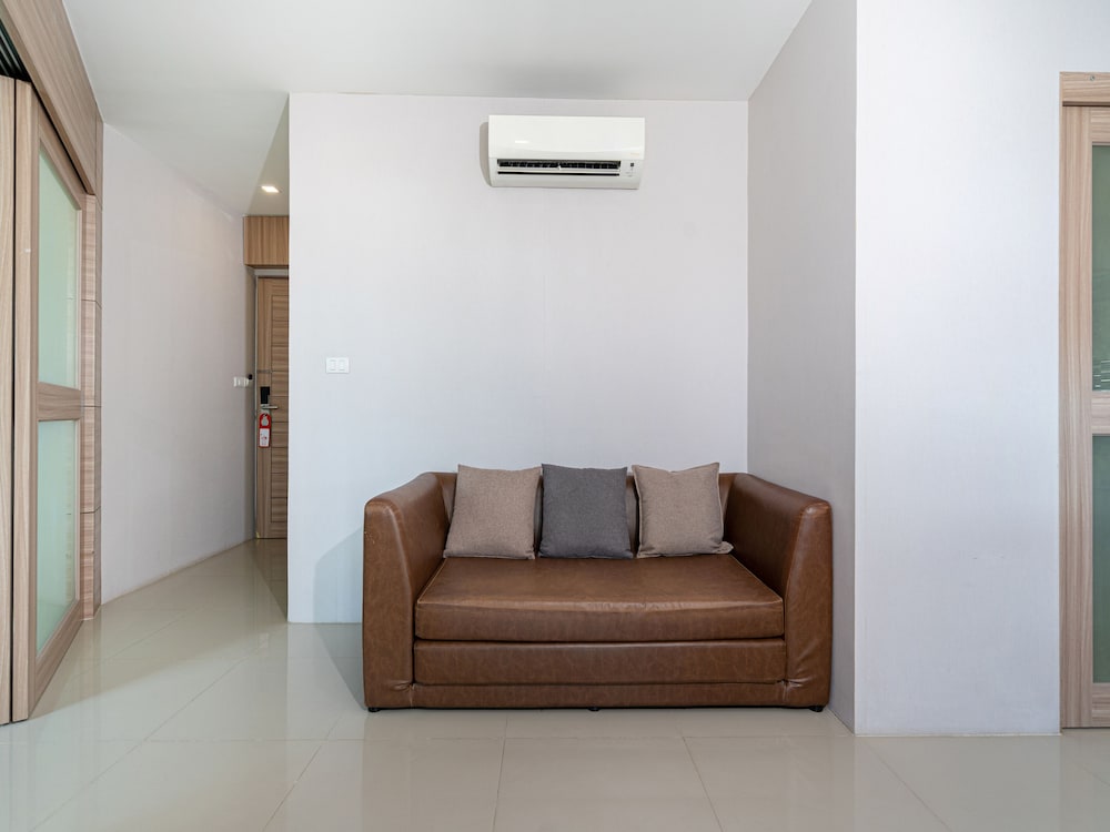Family Room - Photo 5