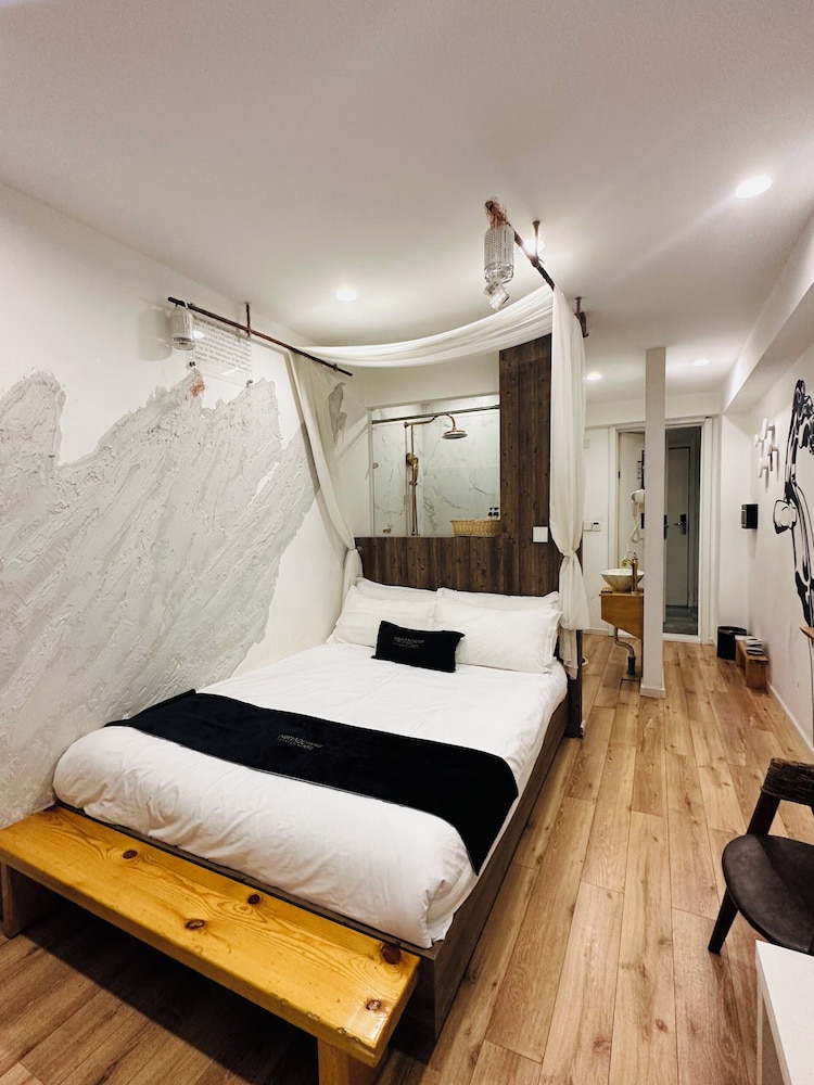 Signature Double Room photo 3