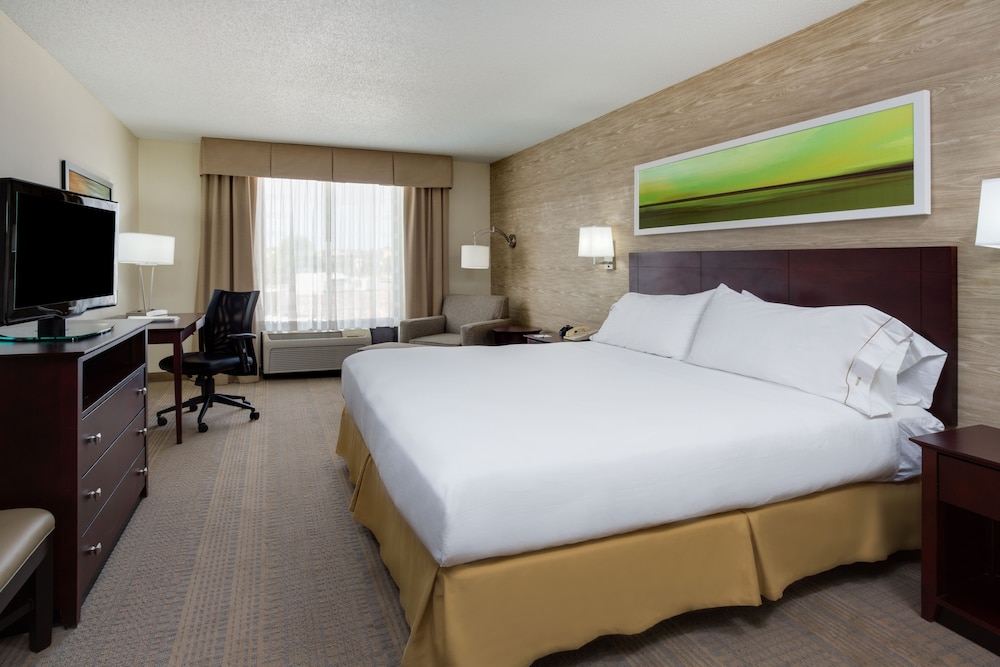 Standard Room, 1 King Bed - Photo 2