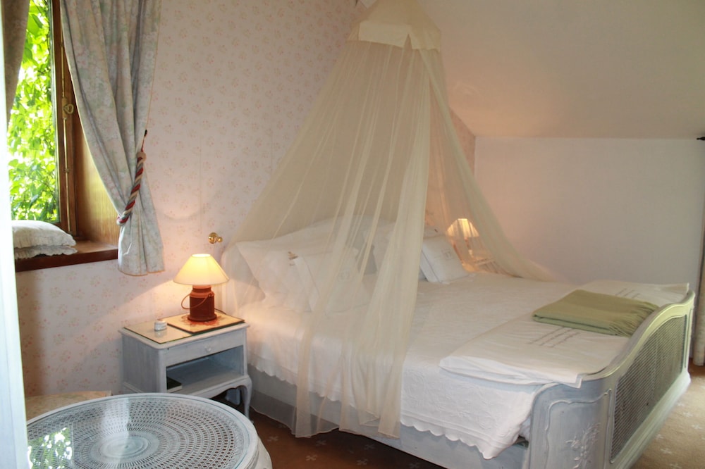Classic Double or Twin Room photo 3