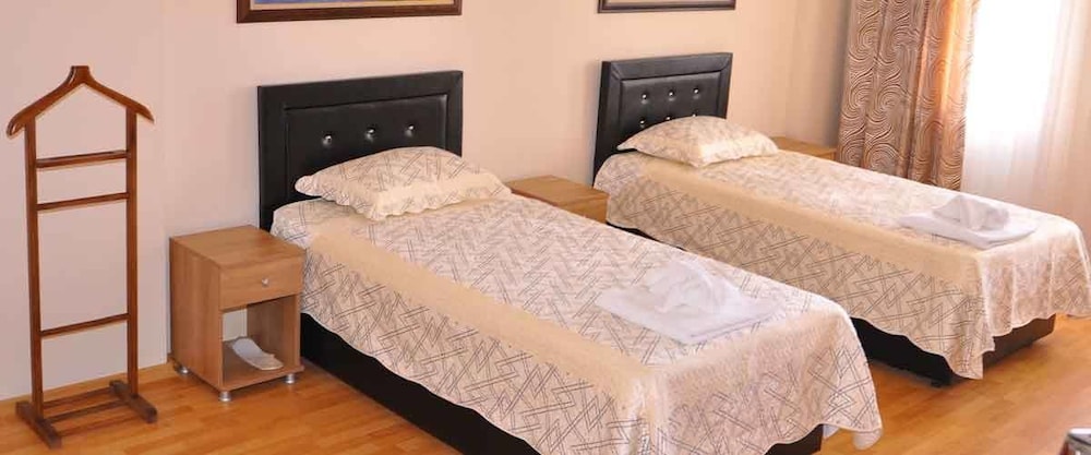 Standard Twin Room photo 1