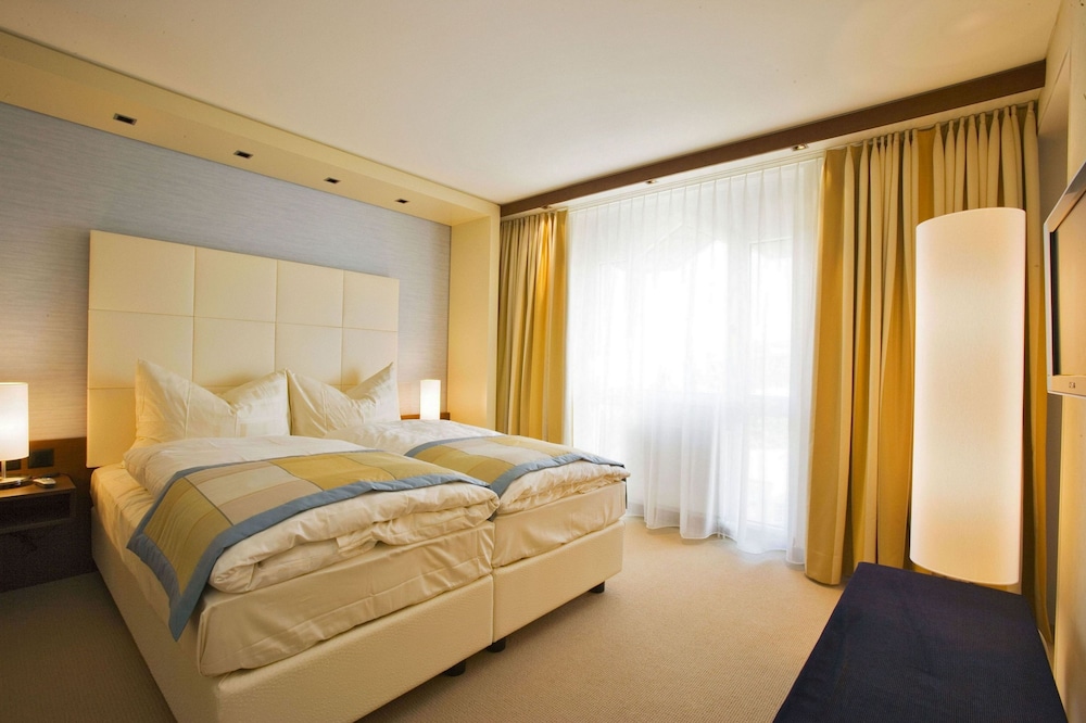 Comfort Room, Multiple Beds photo 3