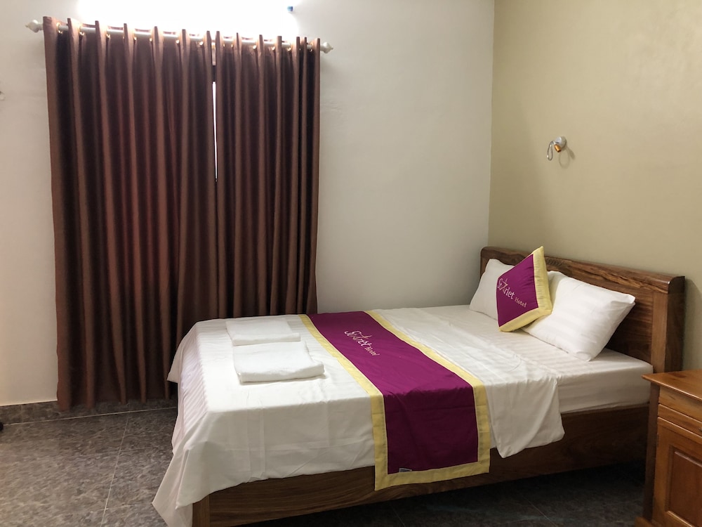 Quadruple Room, City View photo 3