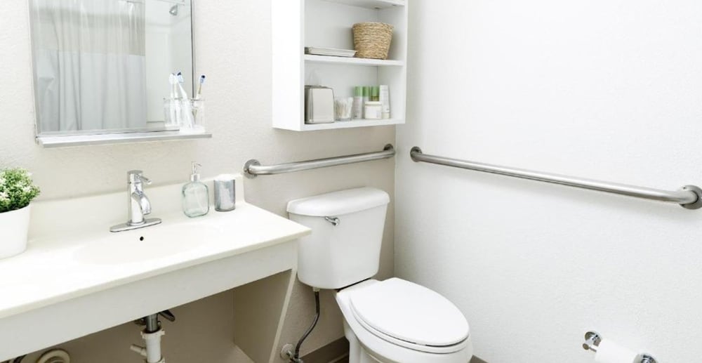 Intown Suites Extended Stay West Palm Beach FL - Military Trail Rd, 写真 4