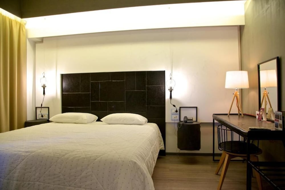 Superior Room, Sea View - Photo 10
