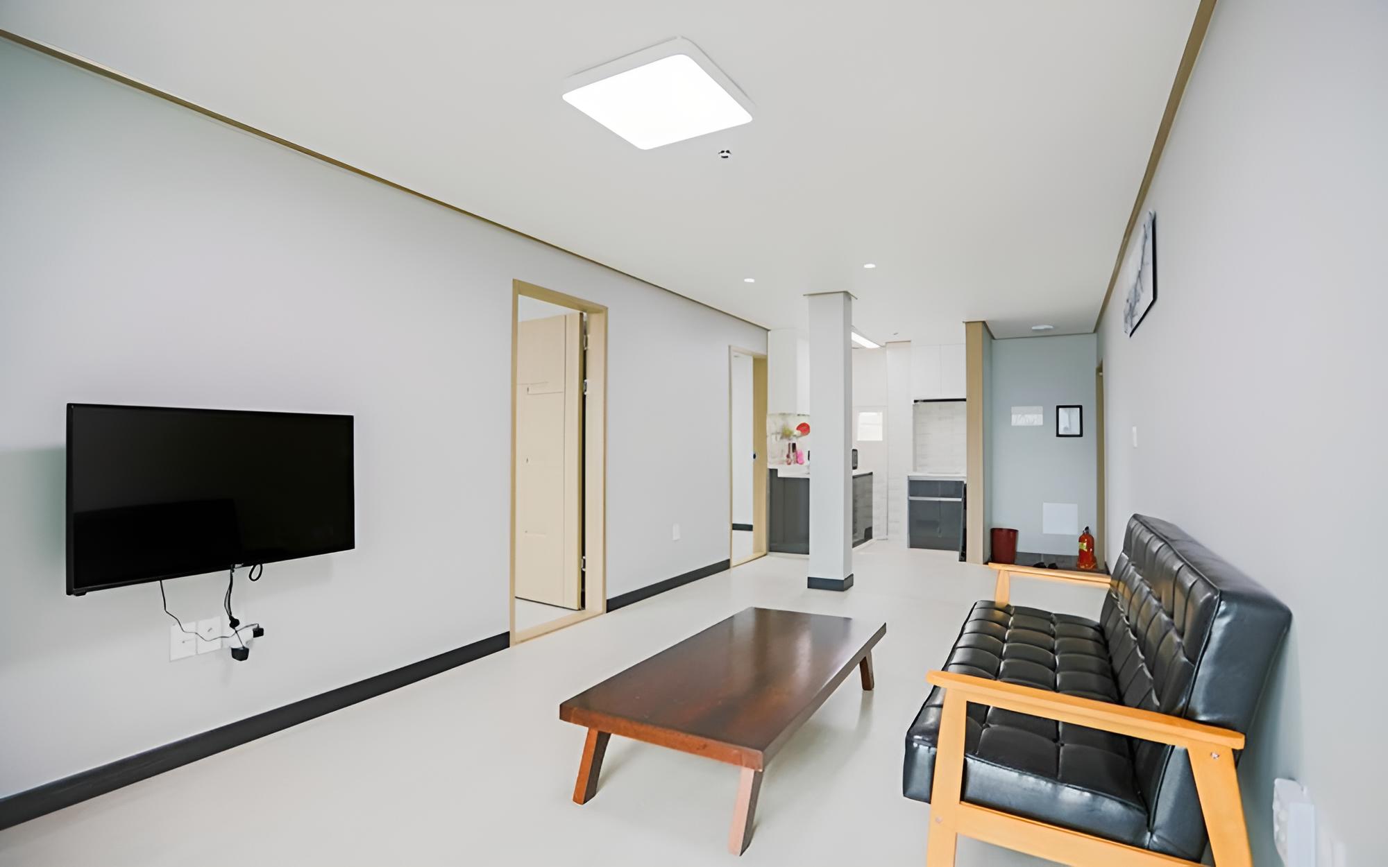 Room (Room 101 (Ocean View)) photo 2