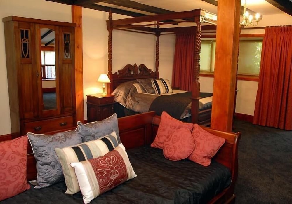 Double Room, Ensuite - Photo 3