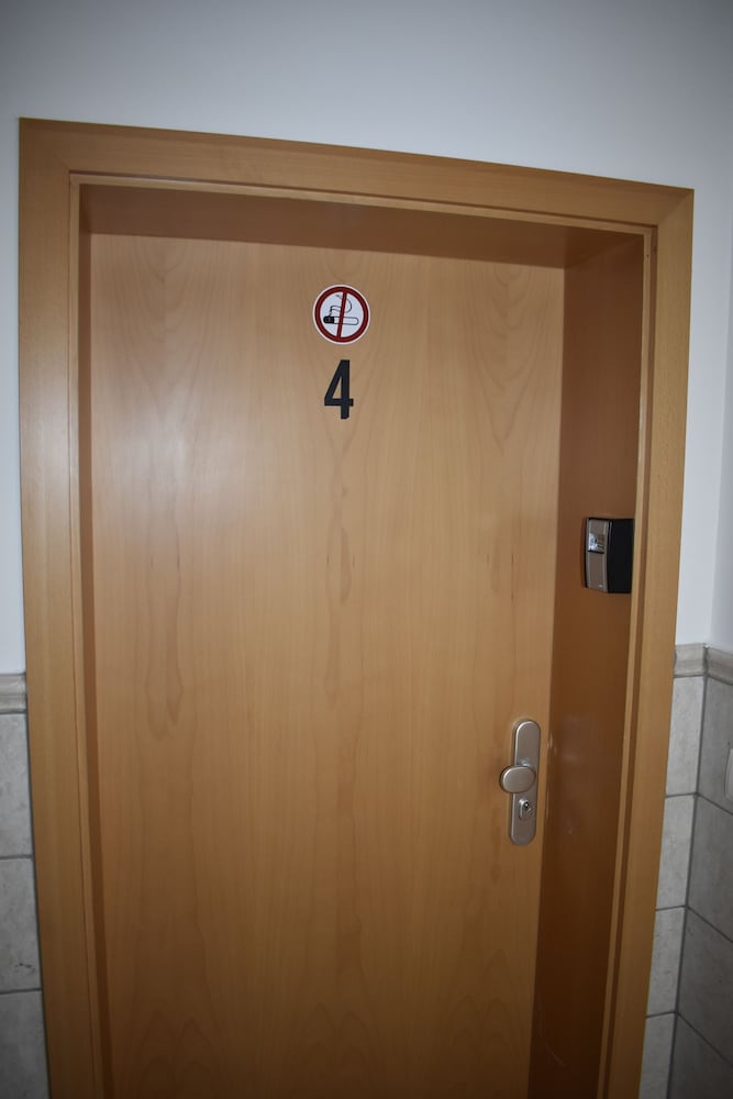 Standard Room, Non Smoking, Garden View photo 2