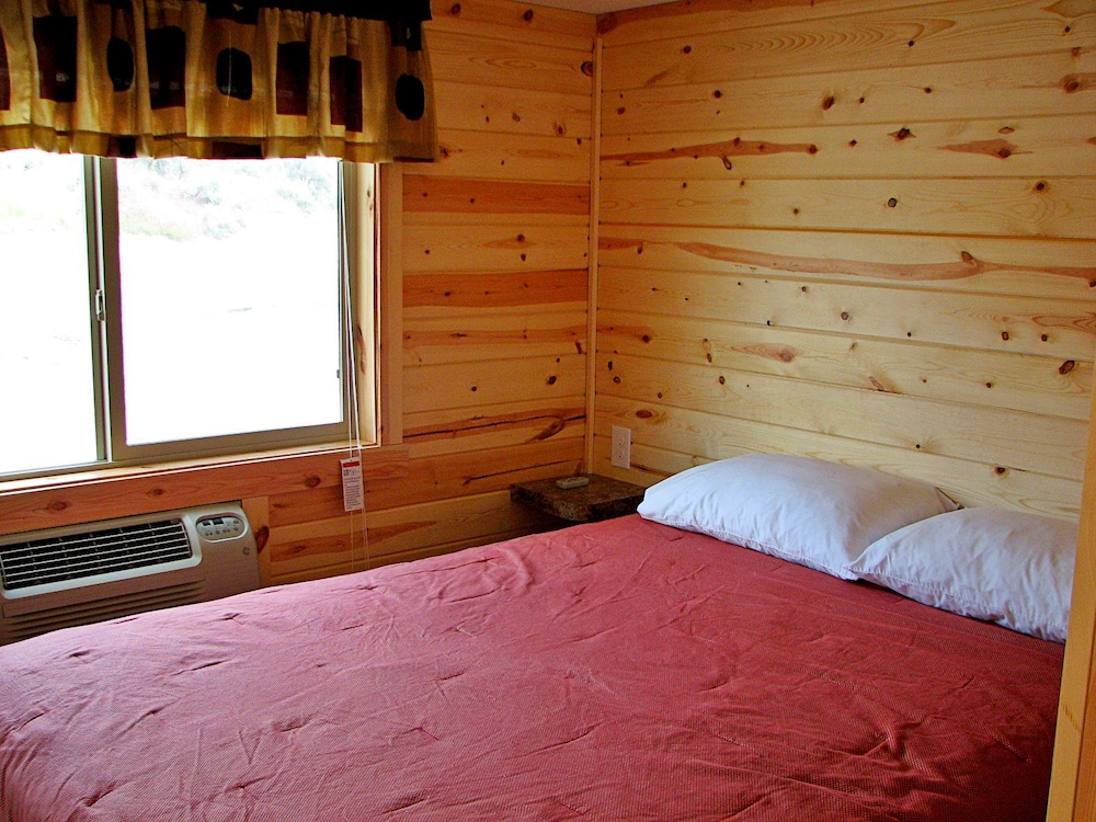 Beachfront Cottage, 1 Bedroom photo 3