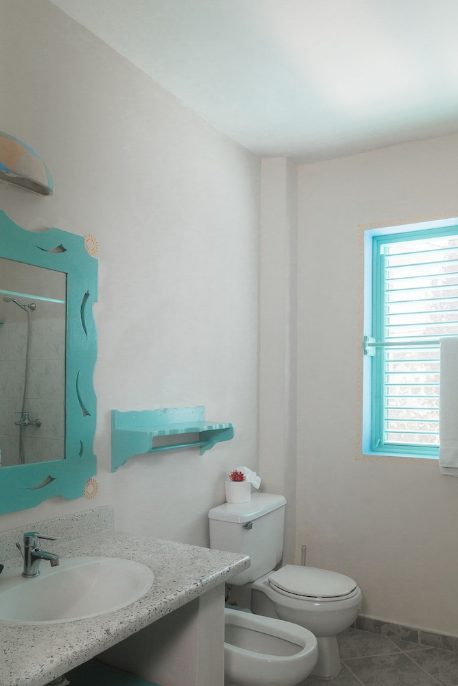 Deluxe Room, 2 Bedrooms - Photo 4