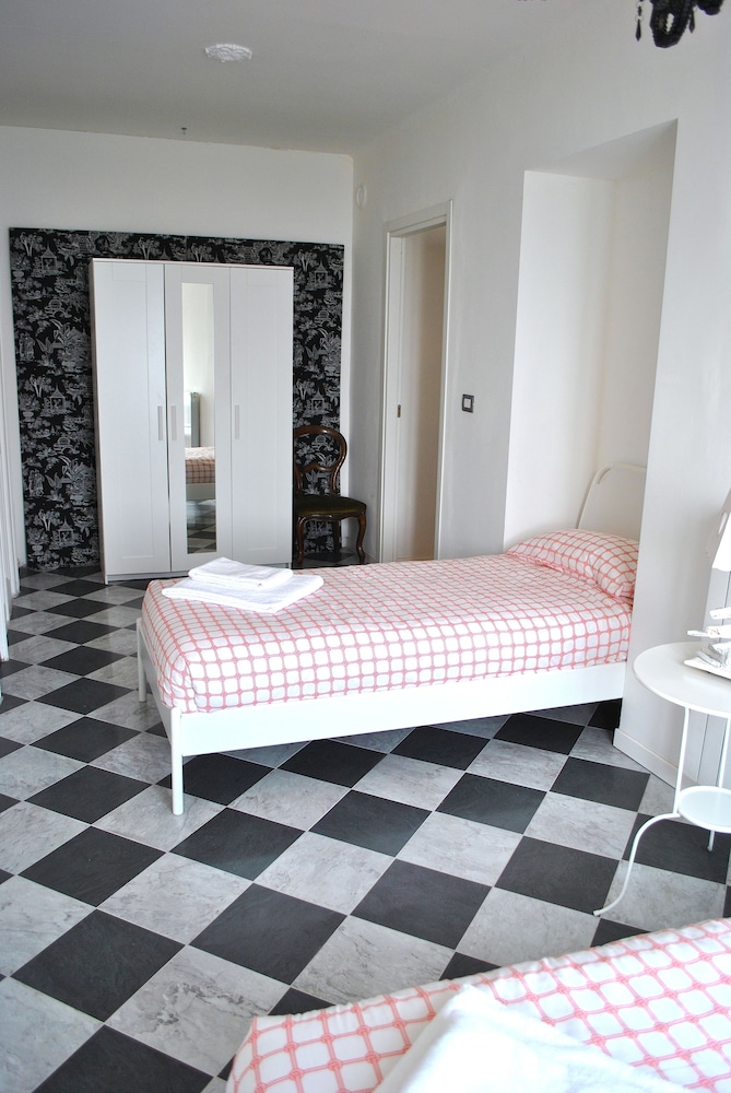Superior Apartment, 2 Bedrooms