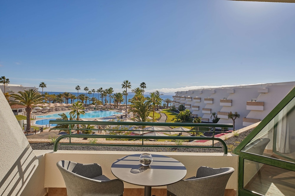 Suite, Terrace, Ocean View (Preferred Club) - Photo 4